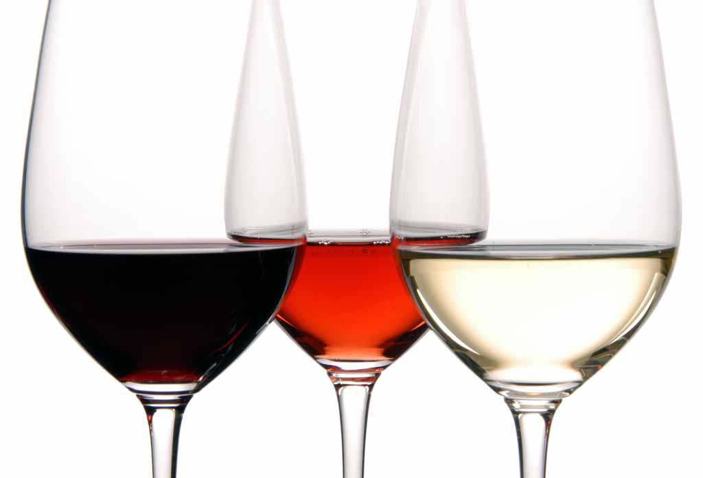 Classification des vins: suivant l’âge, par couleur, sucre résiduel, degré…